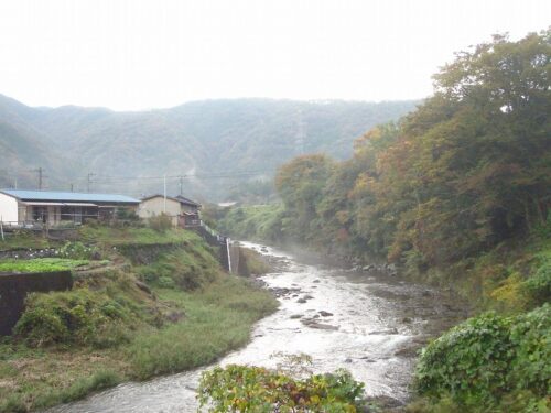 匹見川を上流