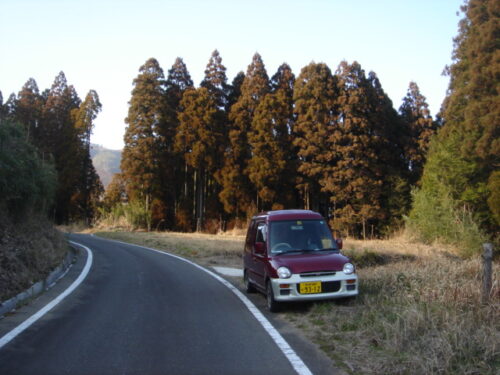 Dsc03220 立石に車止め