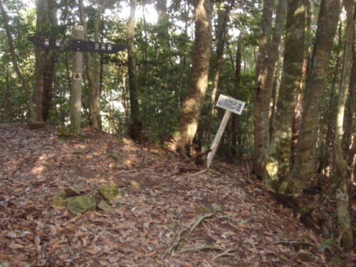 Dsc03303 牧水記念館まで下る
