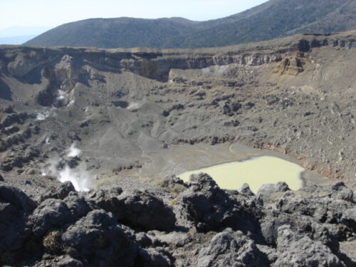 Dsc03494 新燃岳(1421m)