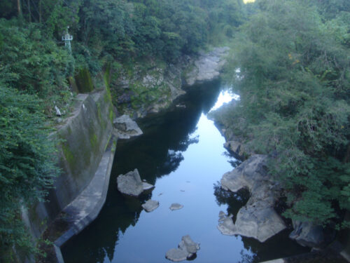 高橋付近