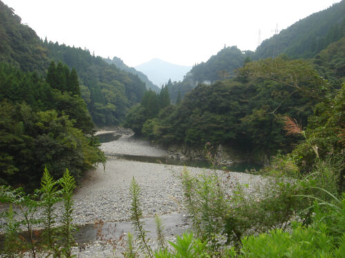 上荒地 バス停