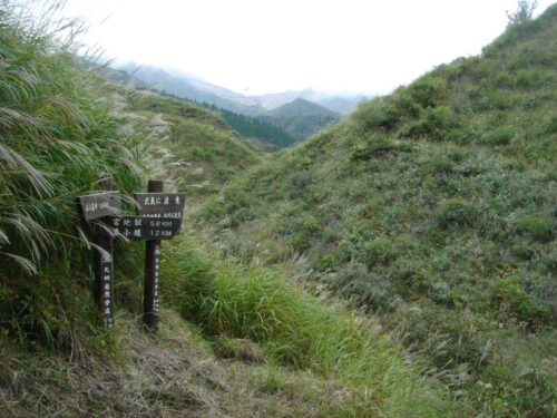 Dsc04538 阿蘇高原道しるべ