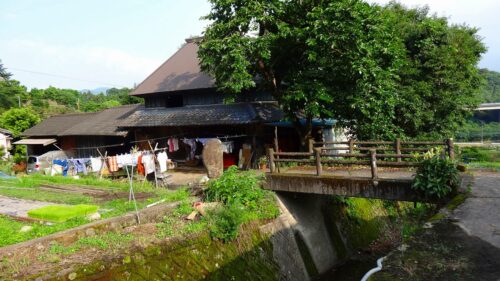 天心茶屋跡前