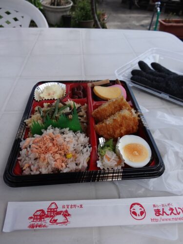 Dsc09940 おこわ弁当
