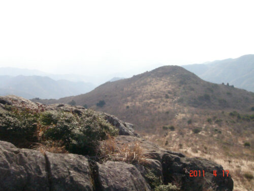 鈴ヶ岩屋 836m