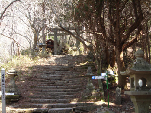 権現鳥居