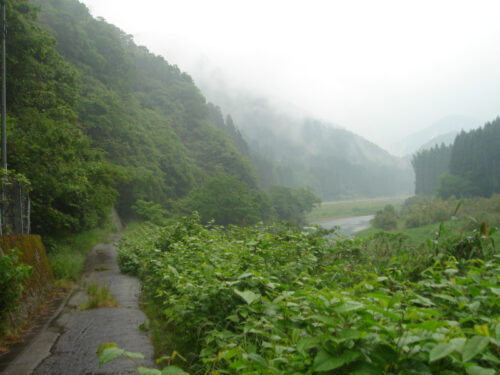 Dsc00668_2 旧道を歩く
