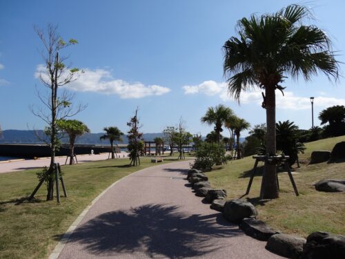 Dsc00488 高島港ターミナルの公園