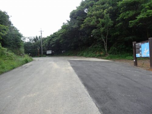 Dsc03173 左折し山歩道へ