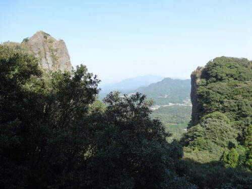 雄岩と雌岩
