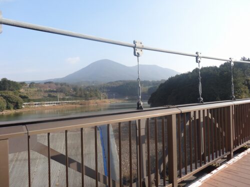Dsc06505 野岳湖に架かる橋