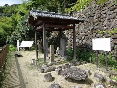 芒塚句碑