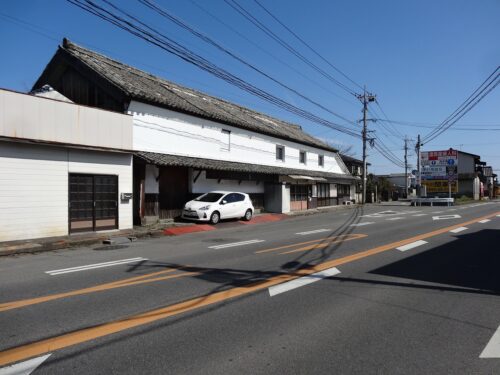 嘉瀬の旧道へ入る