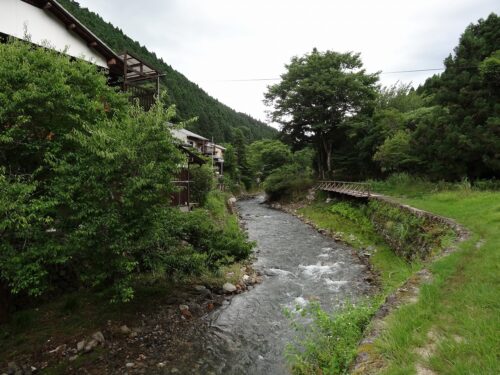 鞍馬川