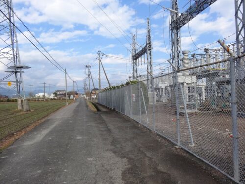 Dsc02621 揚田の変電所