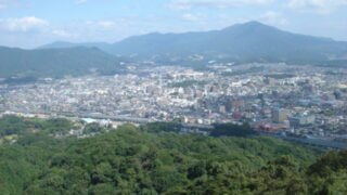 天拝山から、宝満山を望む