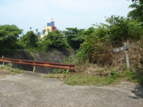 Dsc01516 陸橋を渡る(国道57号)