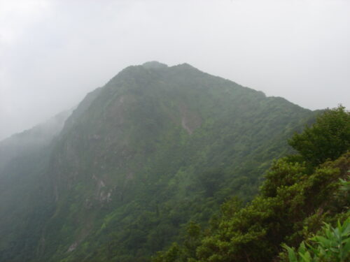 Dsc01879 尾根分岐から望む、国見岳