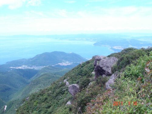 九千部岳 頂上付近