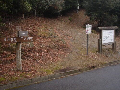 Dsc05400_2 舗装林道との出会い