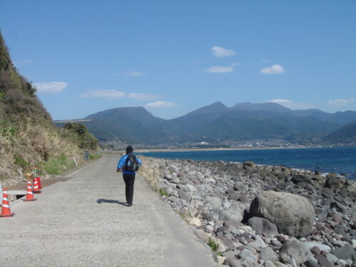 Dsc09506 千々石海岸目指して