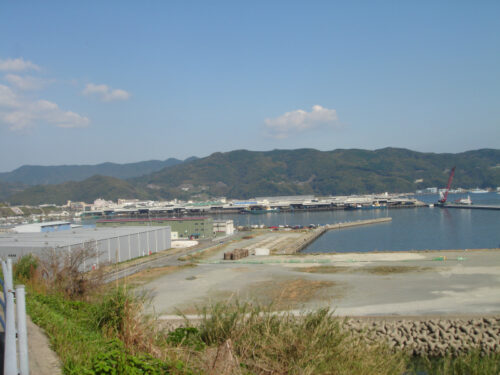 京泊の新長崎漁港
