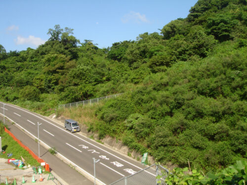 Dsc00970 滑石方面道路を横断