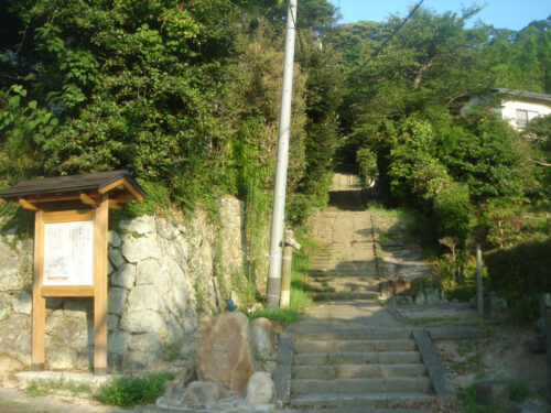 Dsc01333 一畑薬師への古参道を下る