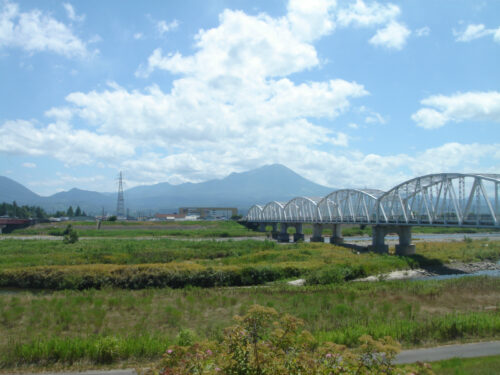 Dsc01517 日野橋と伯耆大山