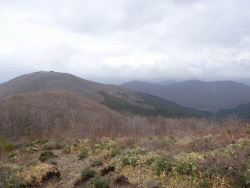Dsc00797 池ノ段から見る、比婆山・御陵と毛無山