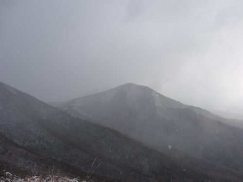 Dsc00865_2 これから登る、中蒜山