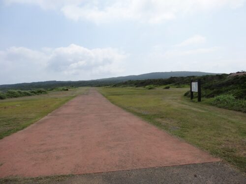 Dsc04385 長崎鼻の自然歩道案内板