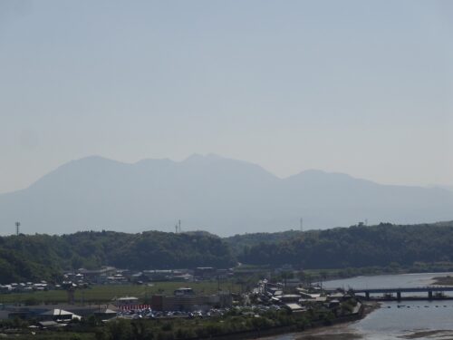 鶴見岳と由布岳