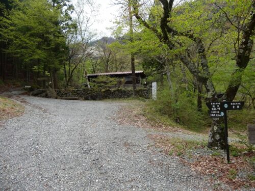 神ノ川を渡り、園地