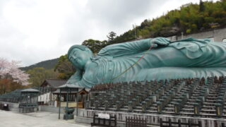 釈迦涅槃像