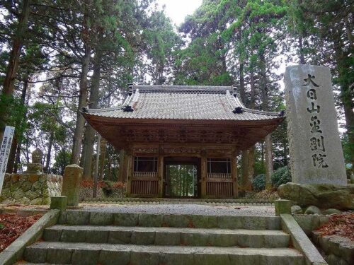 Dsc05023 金剛院の山門