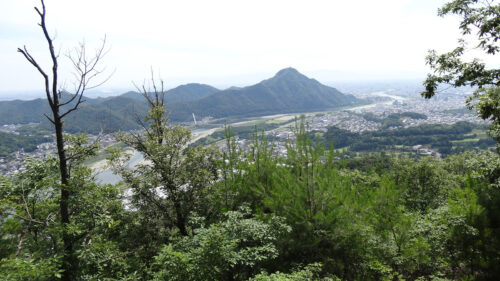 長良川展望所金華山