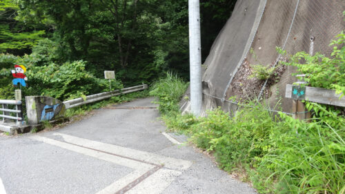 Dsc07291 モリモリ村手前