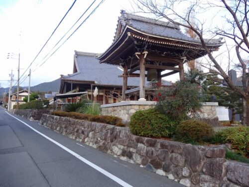 常満寺