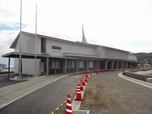 新しいターミナルの新設工事中