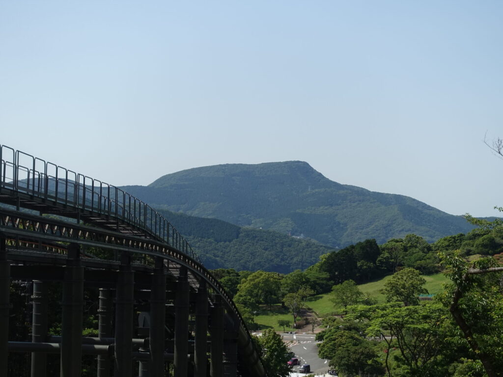 稲佐山から見る岩屋山