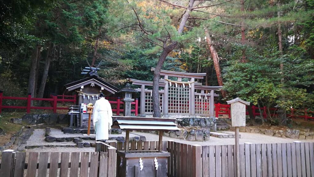 檜原神社