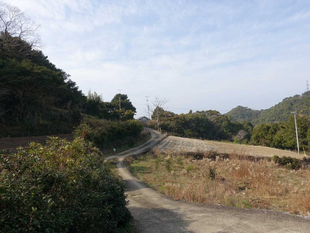 上座地区へ下ってくる