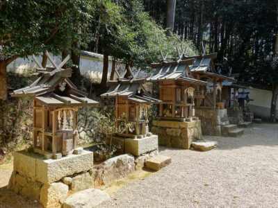 八坂神社六社