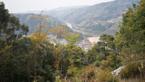 山頂から加茂方面