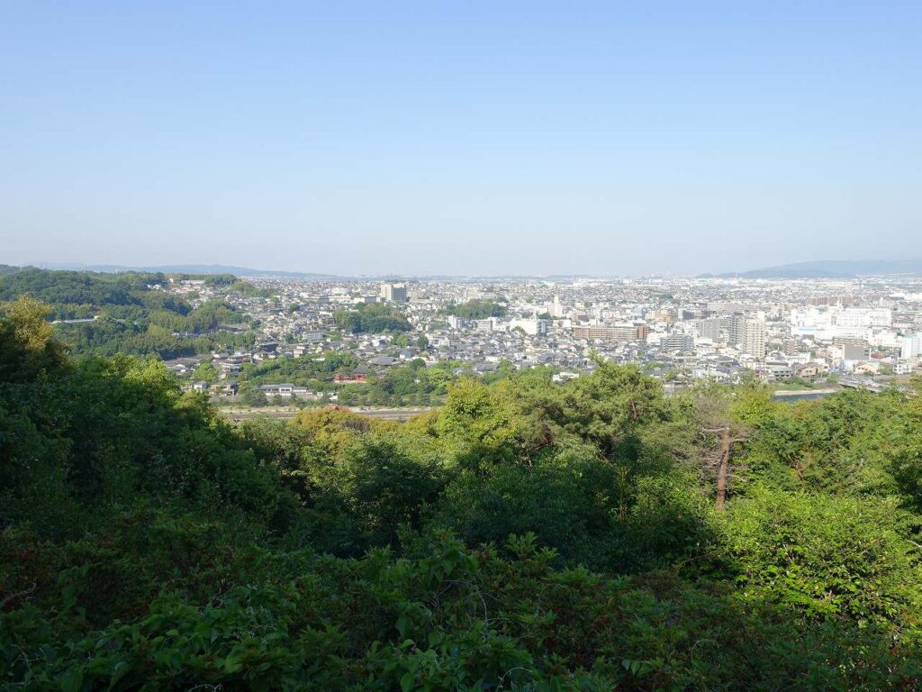 仏徳山展望台から見る宇治市街地