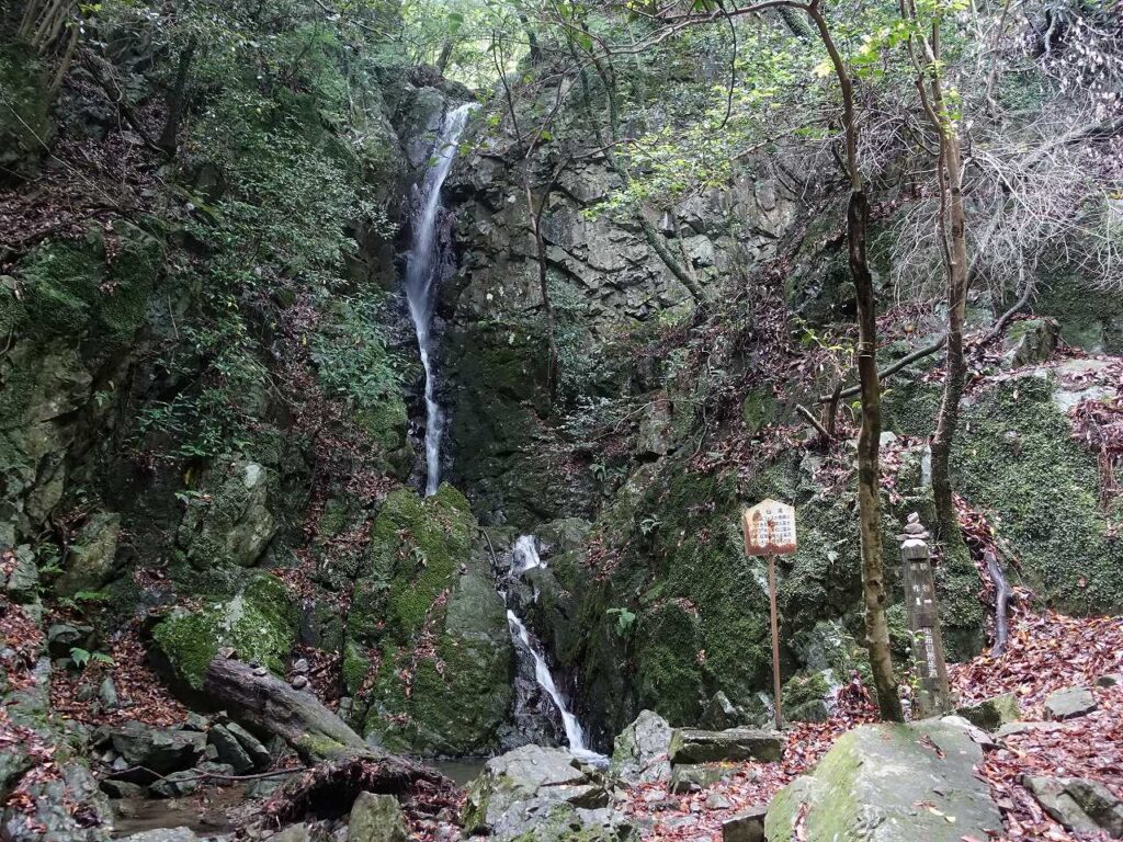 竜仙滝（13m)