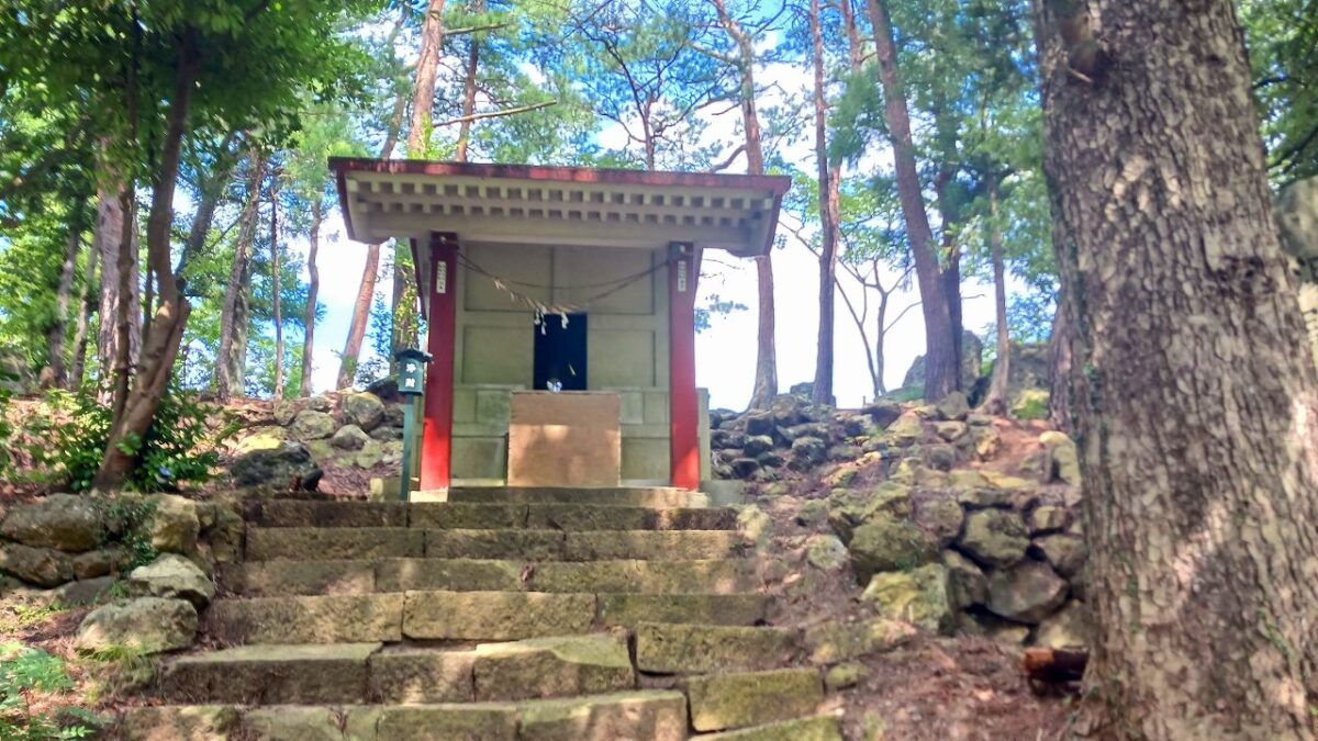 湯殿山神社