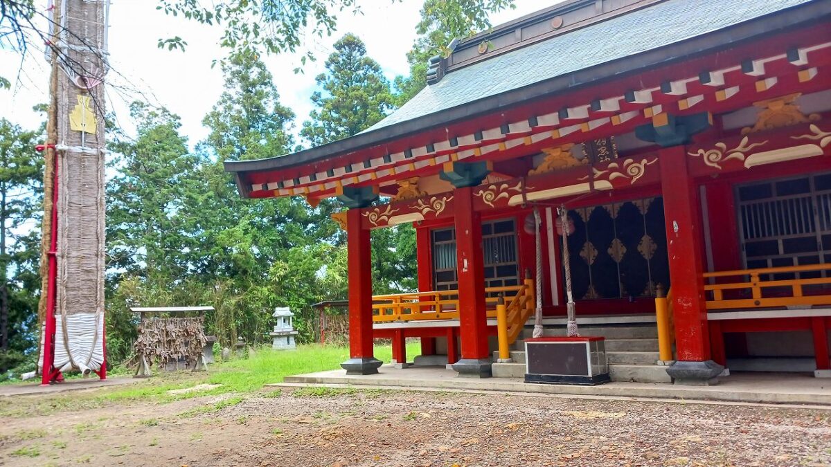 羽黒神社と大わらじ